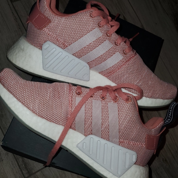 ***SOLD***Adidas nmd R2 - Picture 5 of 5